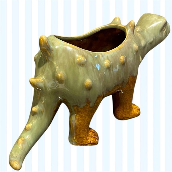 Adorable Ceramic Dinosaur Succulent Planter-3.5” Opening - Picture 4 of 5